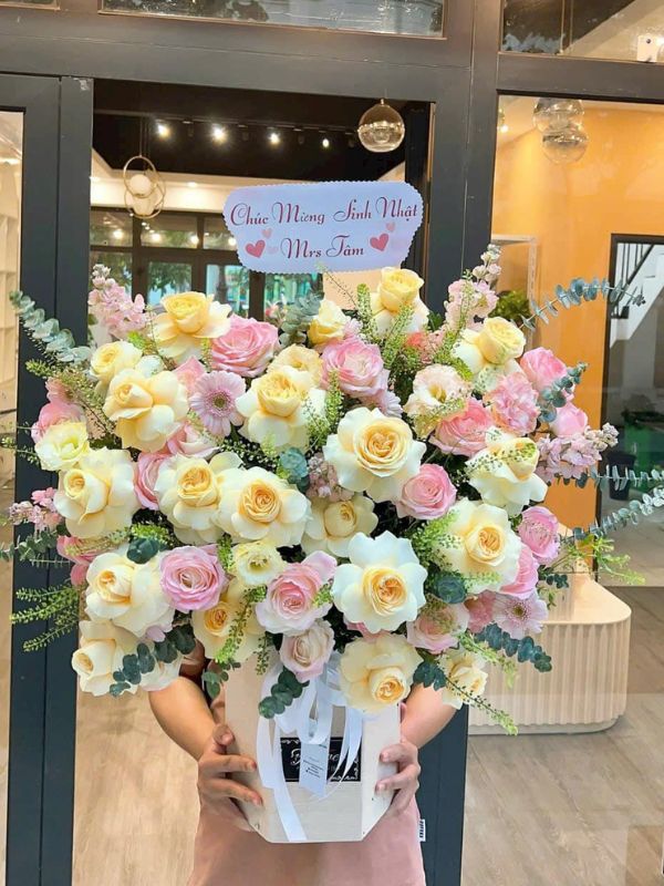 Đem đến sắc màu tươi mới cho không gian của bạn